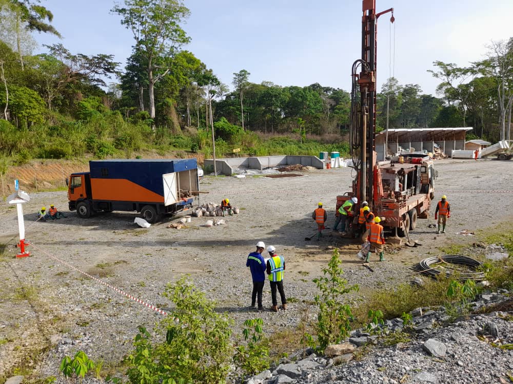 FORAGE INDUSTRIEL DANS LE SITE DU BARRAGE DE NACHTIGAL