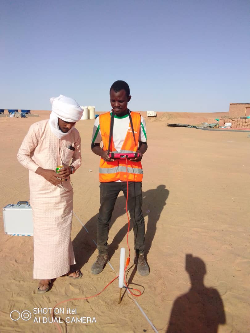 ETUDES GEOPHYSIQUES ET HYDROGEOLOGIQUE  FORAGE